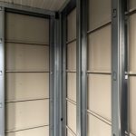 Abri de jardin en acier de 11,6 m² anthracite CLASSICO 3930+ avec double porte vitrée et fenêtre - TELLURIA – Image 7